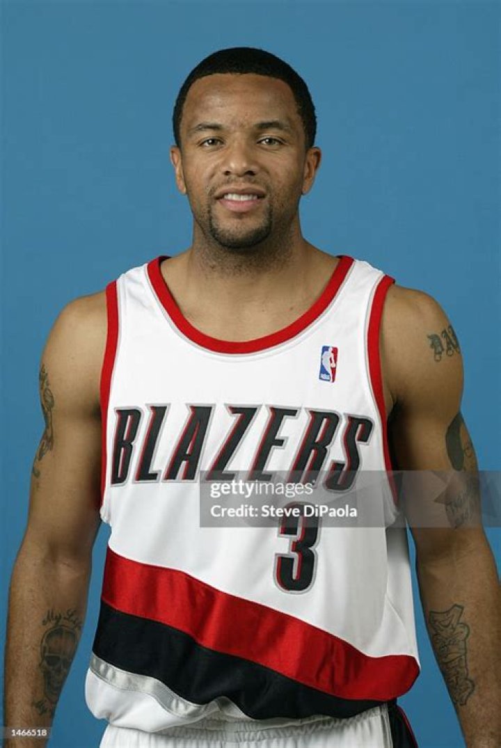 Damon Stoudamire biografía, edad, altura, esposo, net worth, familia