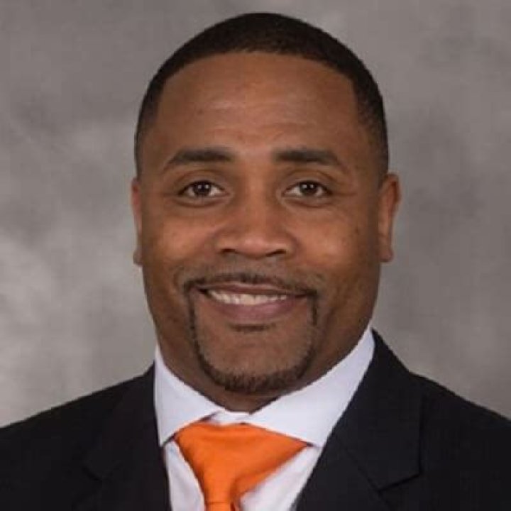 Mike Minter Biography, Age, Height, Wife, Net Worth, Family